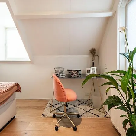 Bergen Mountain Villa, Garden & Sea ベルゲン